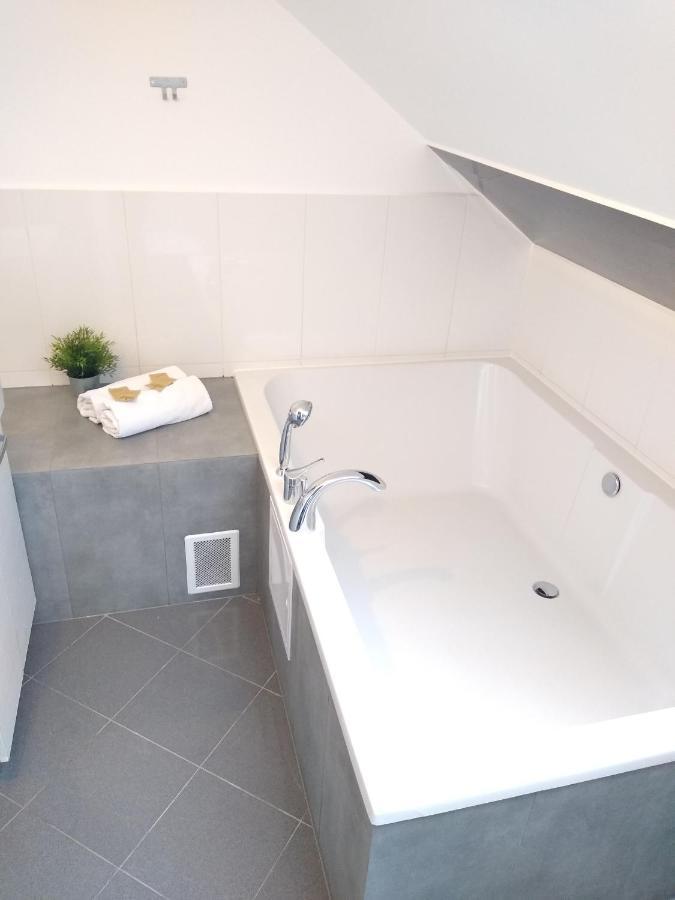 Park Apartament Rzeszów Kültér fotó