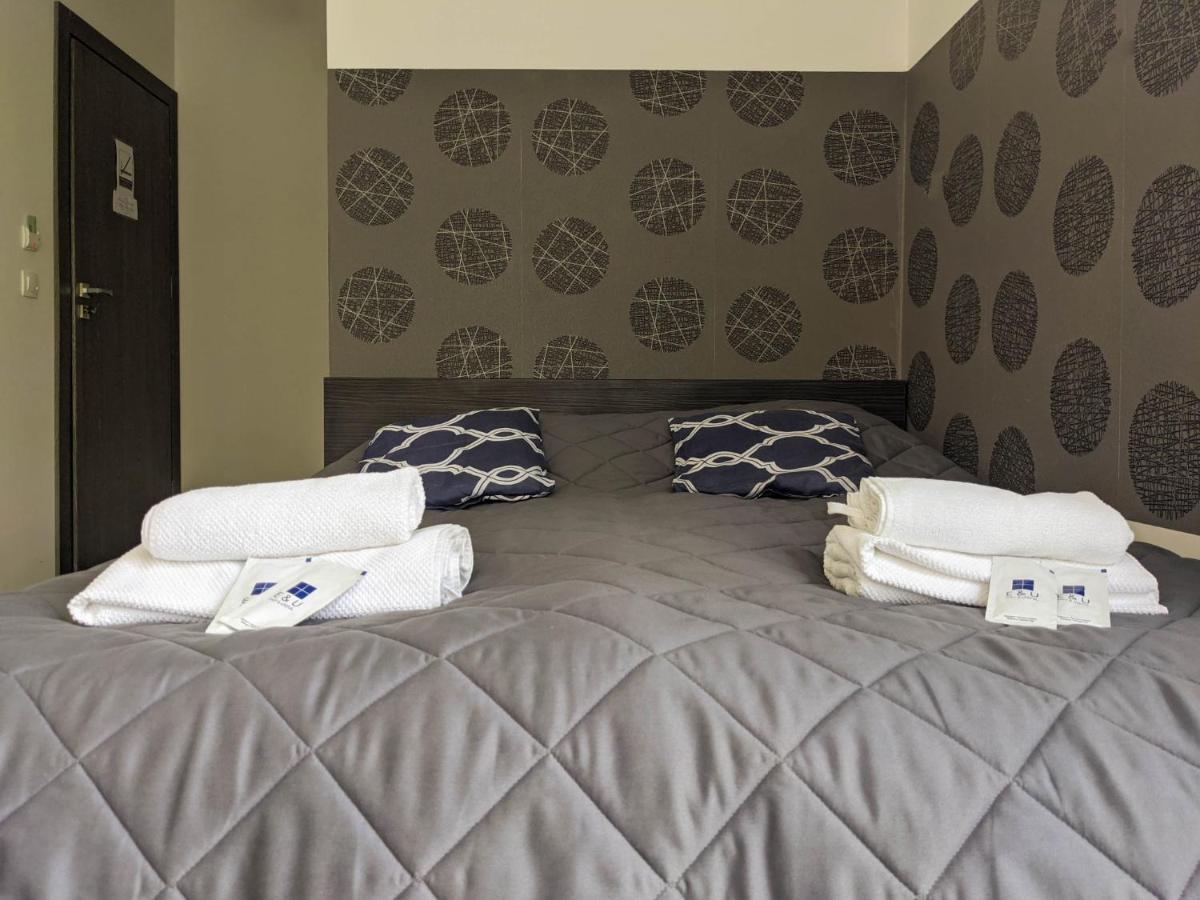 Park Apartament Rzeszów Kültér fotó