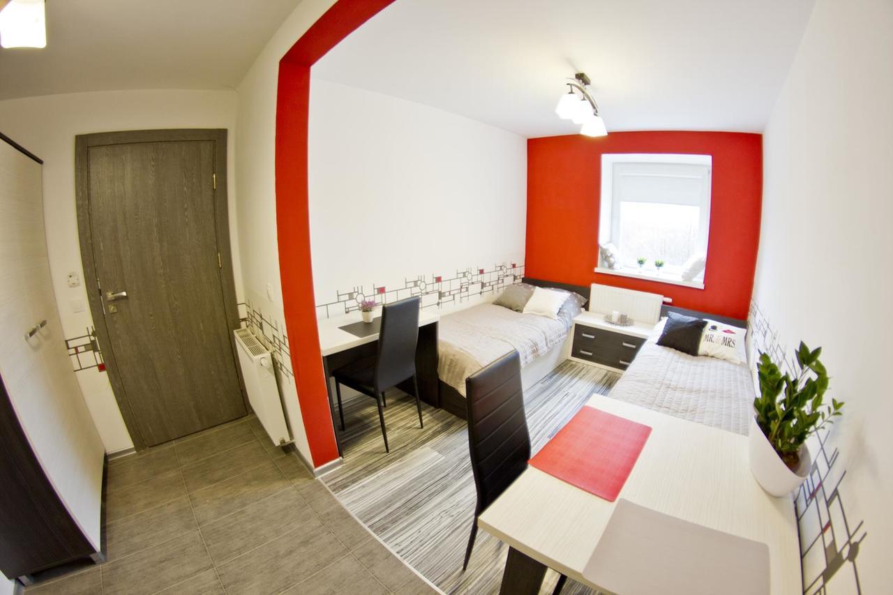 Park Apartament Rzeszów Kültér fotó